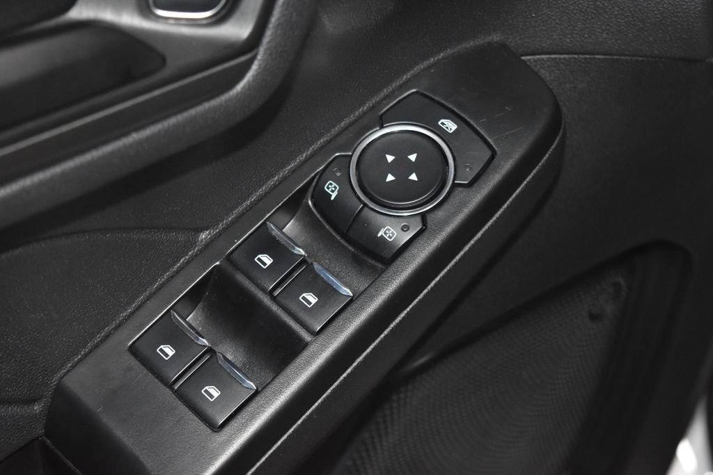 Used 2025 Ford Escape Active AWD/4WD image 5