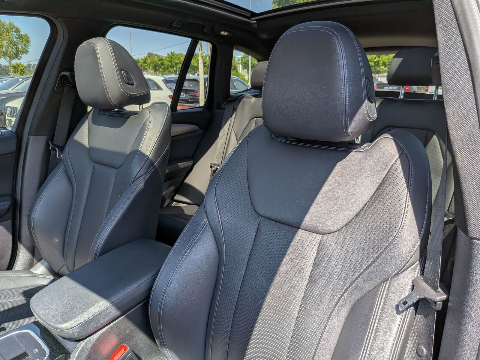 Used 2022 BMW X3 sDrive30i w/ Convenience Package RWD image 15