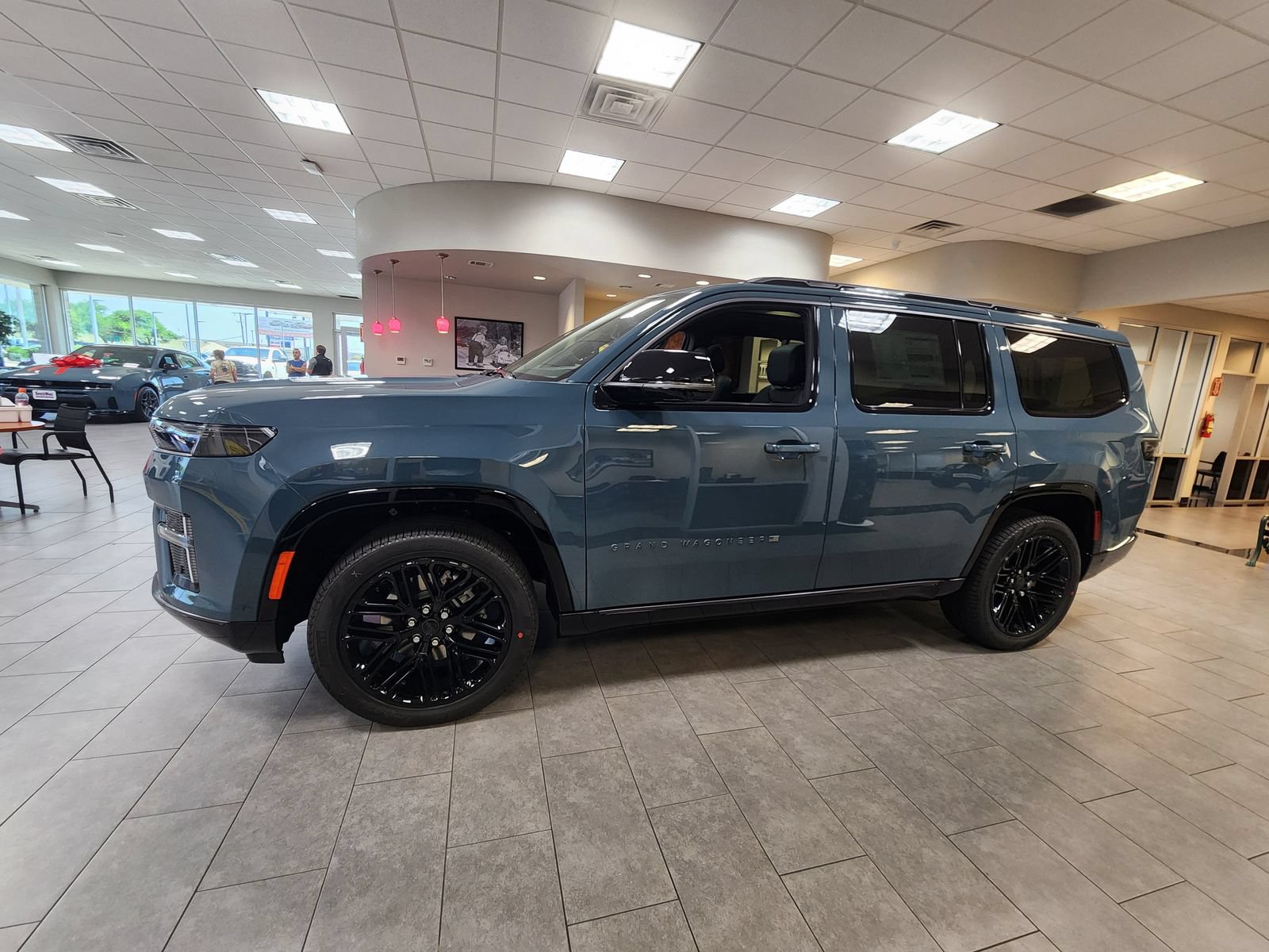 New 2026 Jeep Grand Wagoneer Limited AWD/4WD image 3