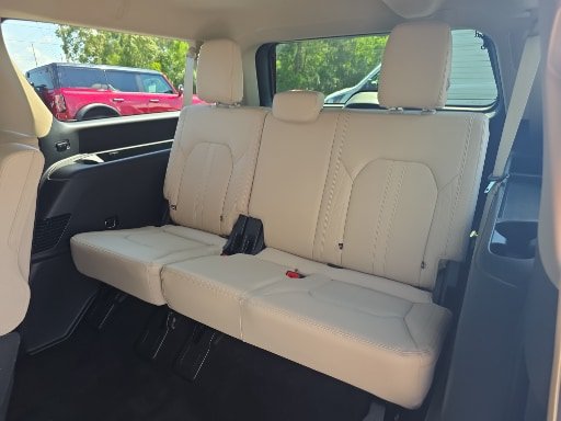 Certified 2022 Ford Expedition Max Platinum RWD image 13