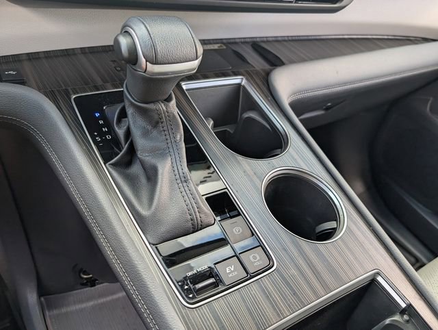 Used 2024 Toyota Sienna Limited image 27