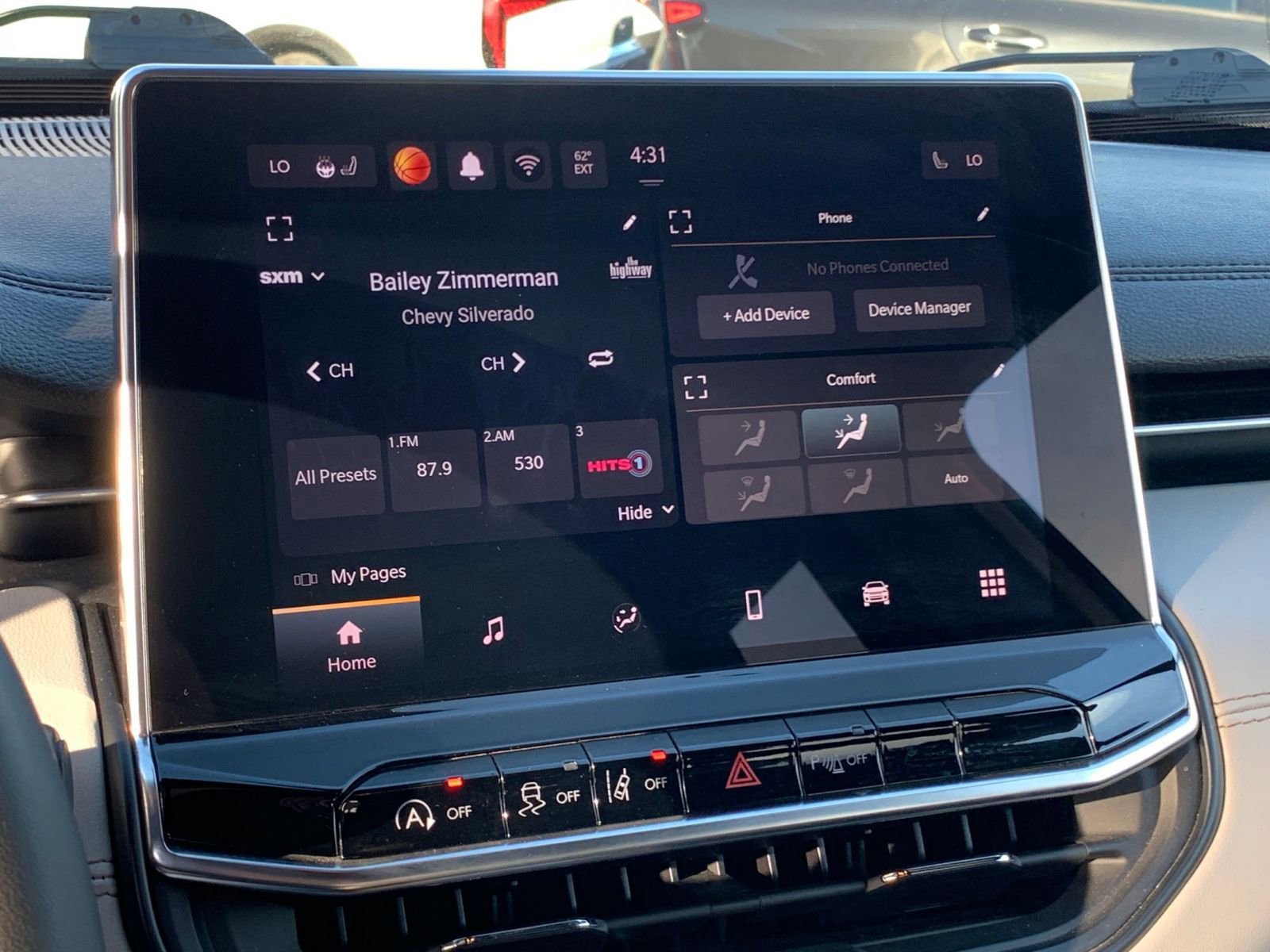 Used 2025 Jeep Compass Limited image 20