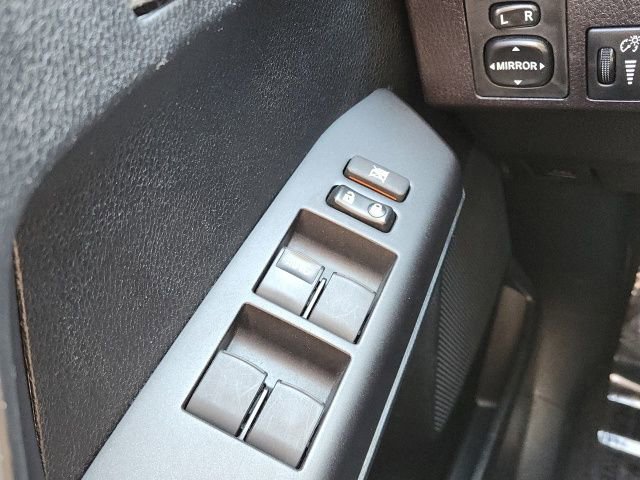 Used 2018 Toyota RAV4 XLE image 34