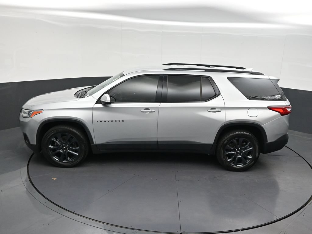 Used 2021 Chevrolet Traverse RS FWD image 17