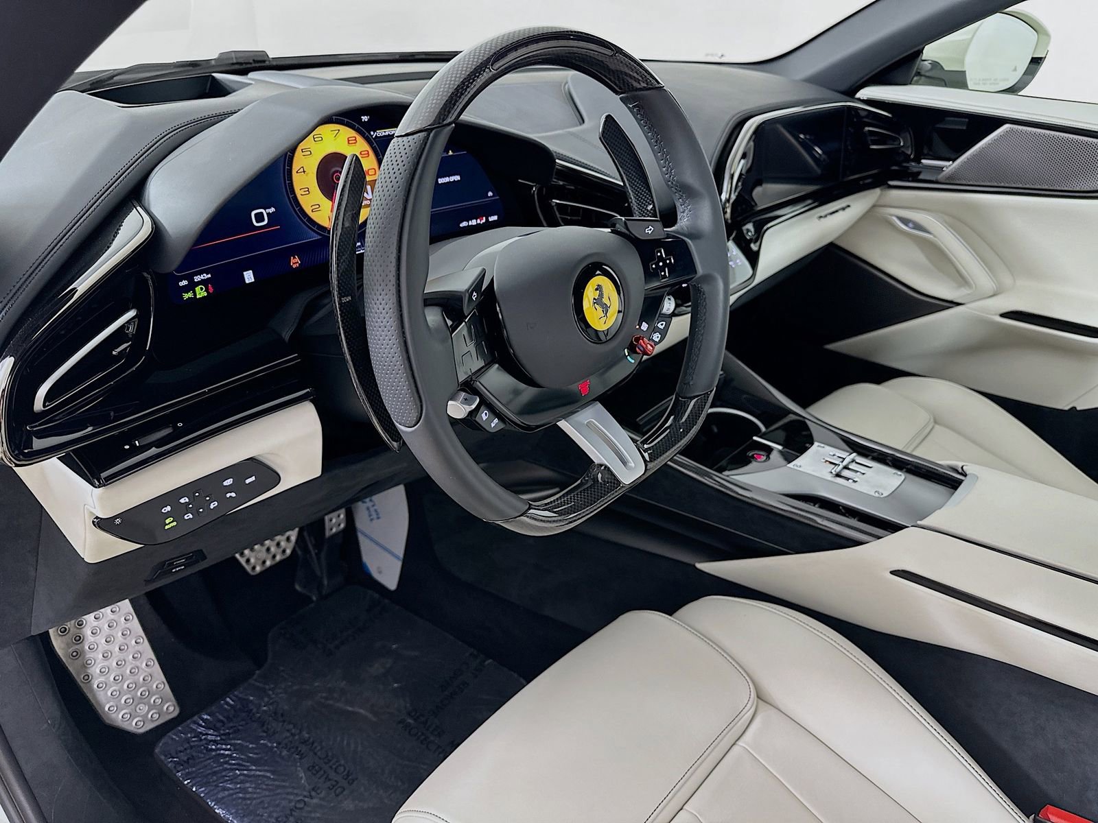 Used 2025 Ferrari Purosangue AWD/4WD image 9