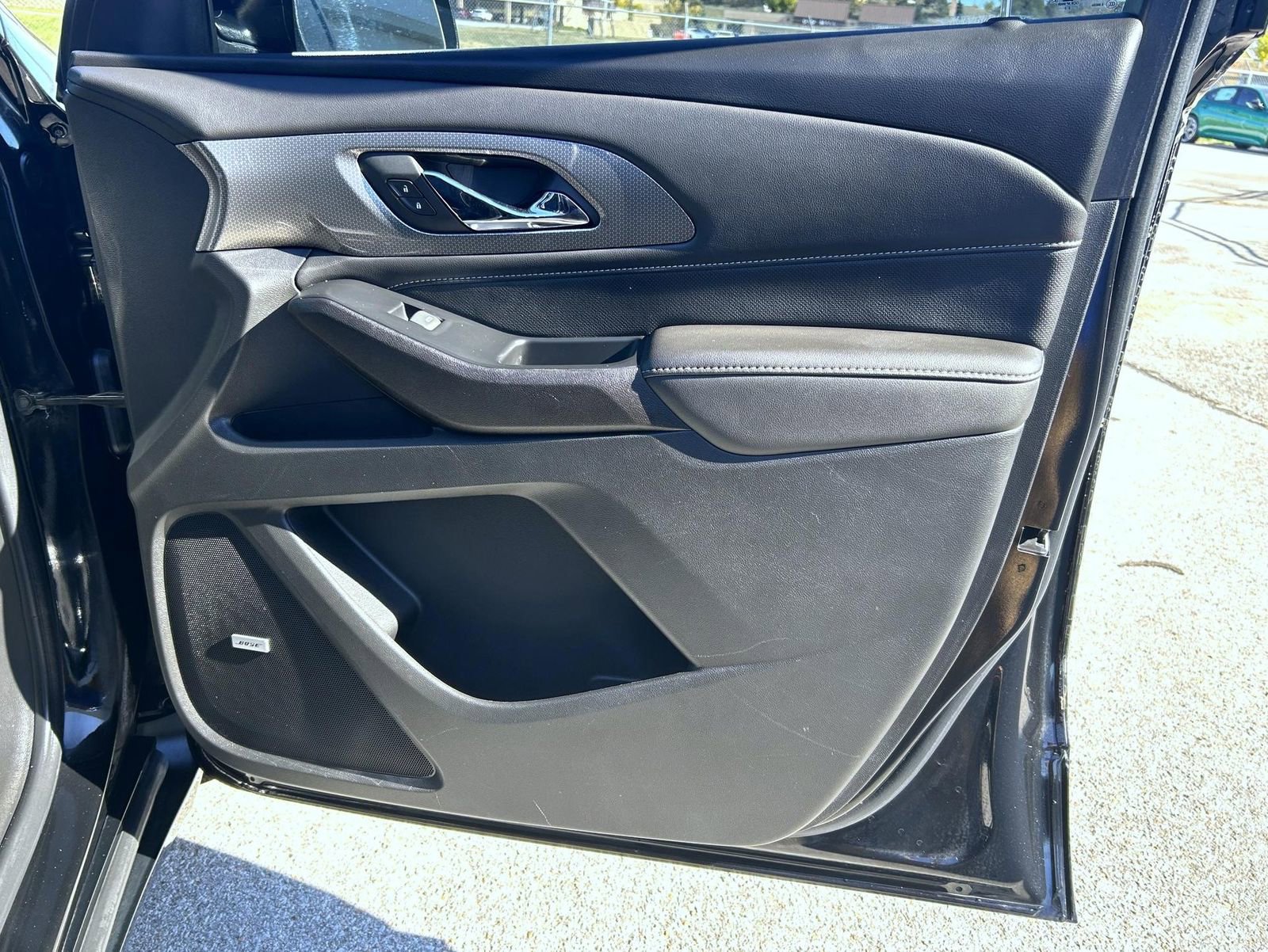 Certified 2023 Chevrolet Traverse Premier w/ Redline Edition image 15