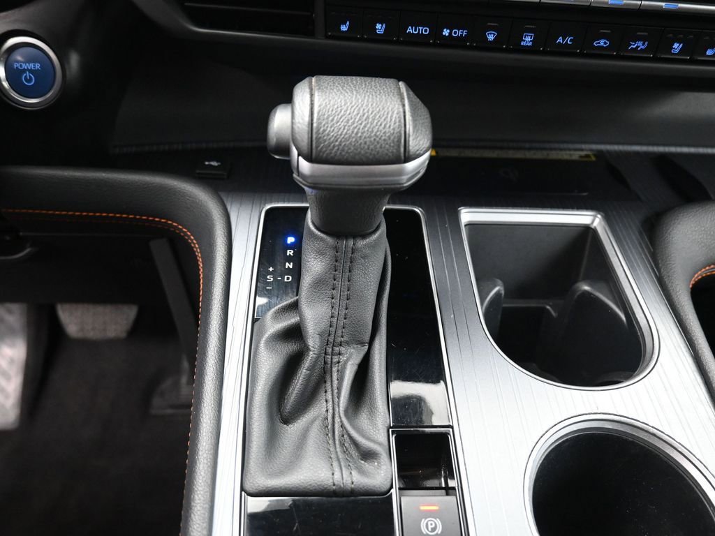 Certified 2024 Toyota Sienna XSE w/ XSE Premium Package image 29