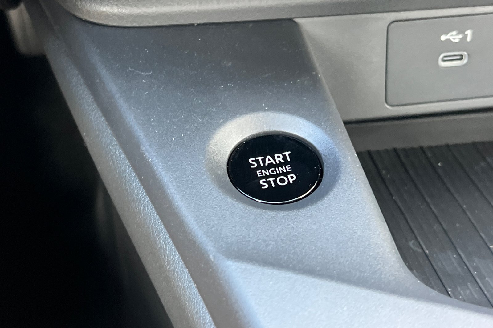 New 2027 Nissan Sentra SV w/ Floor Mat Package FWD image 18