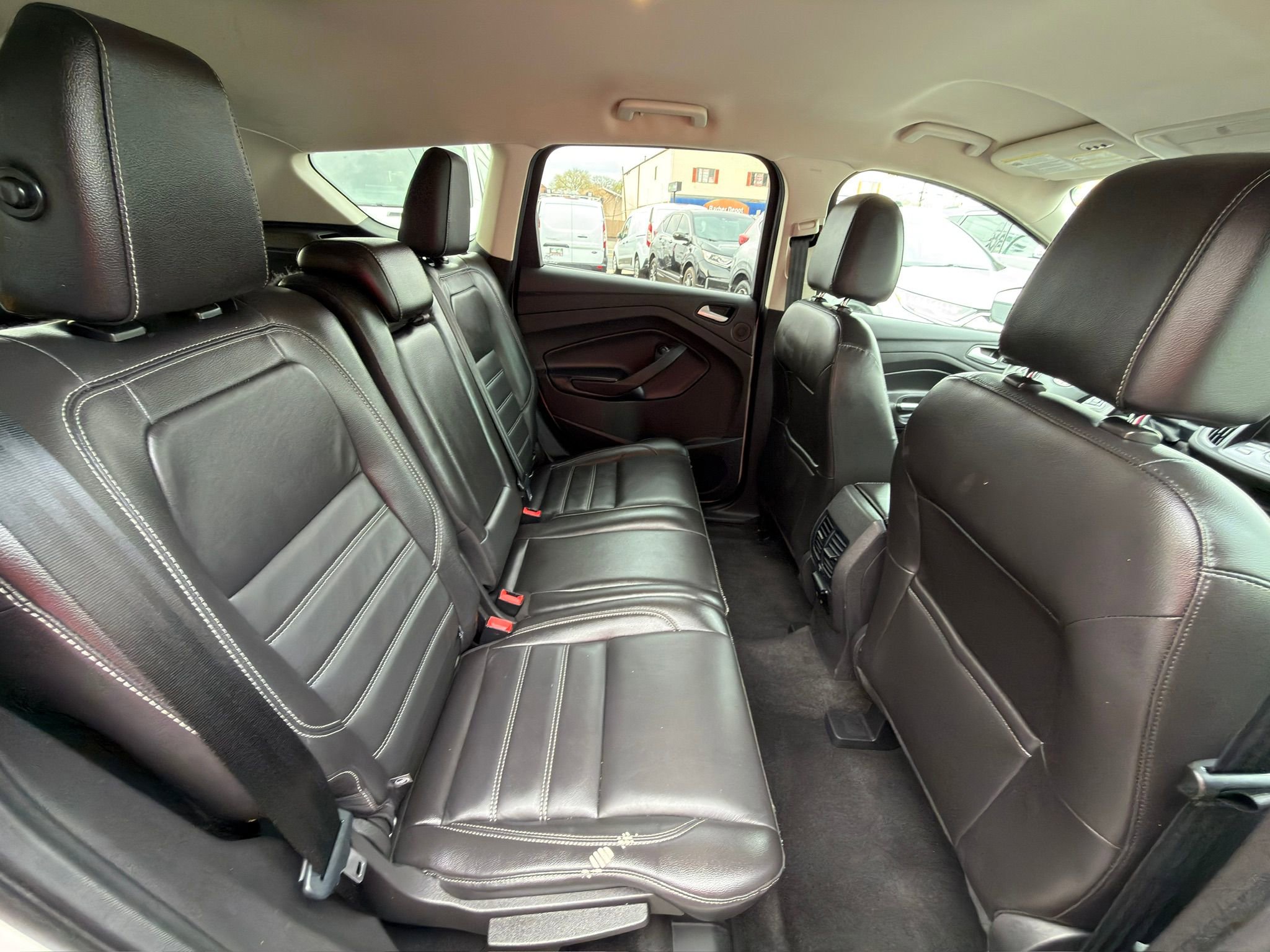 Used 2017 Ford Escape Titanium AWD/4WD image 27