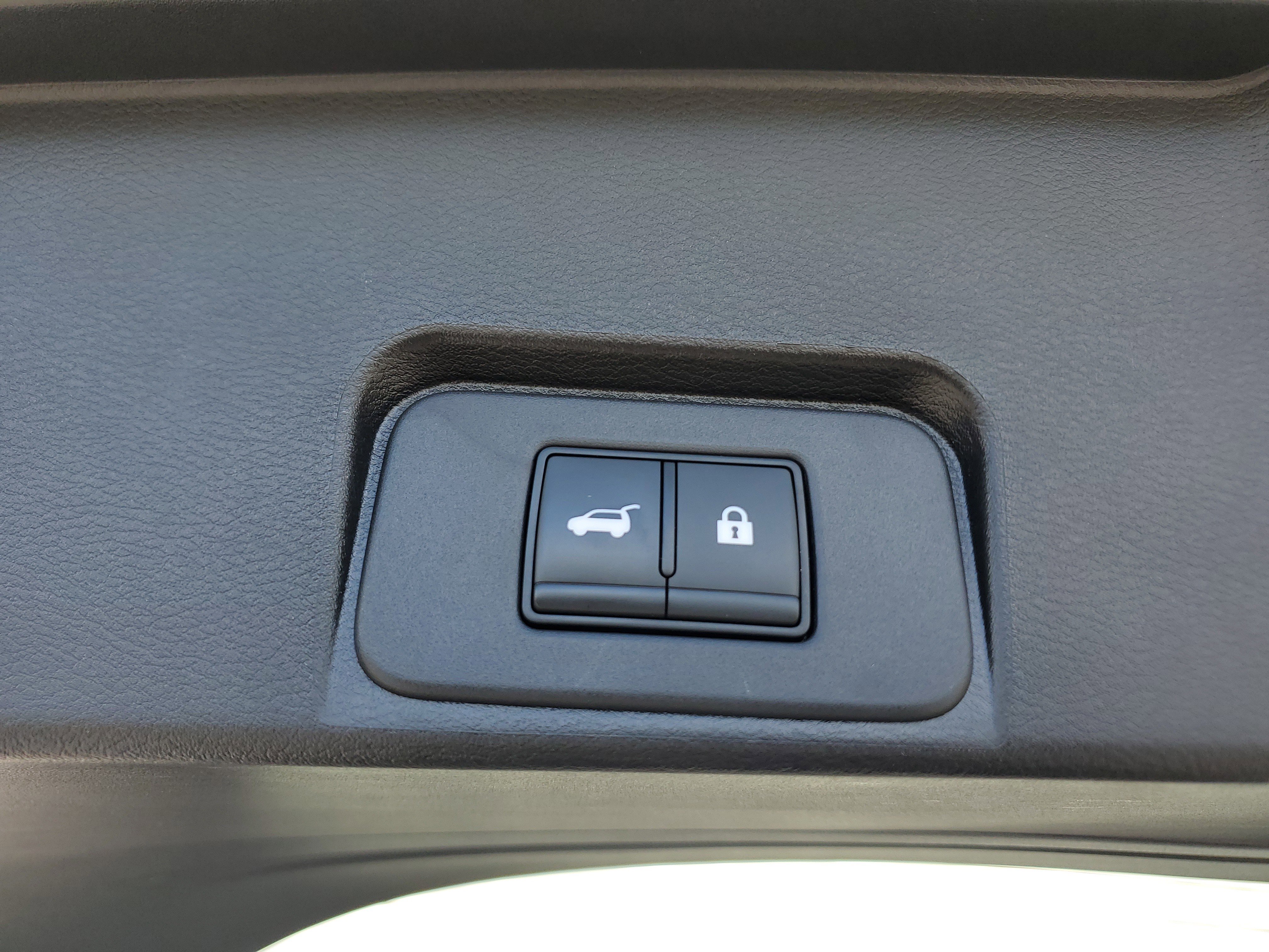 Certified 2024 Nissan Rogue SV image 16