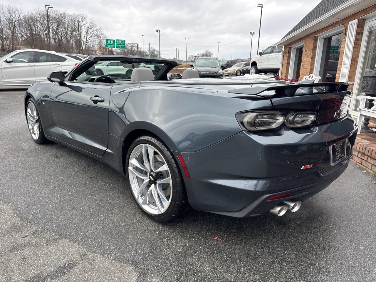 Used 2020 Chevrolet Camaro SS image 11