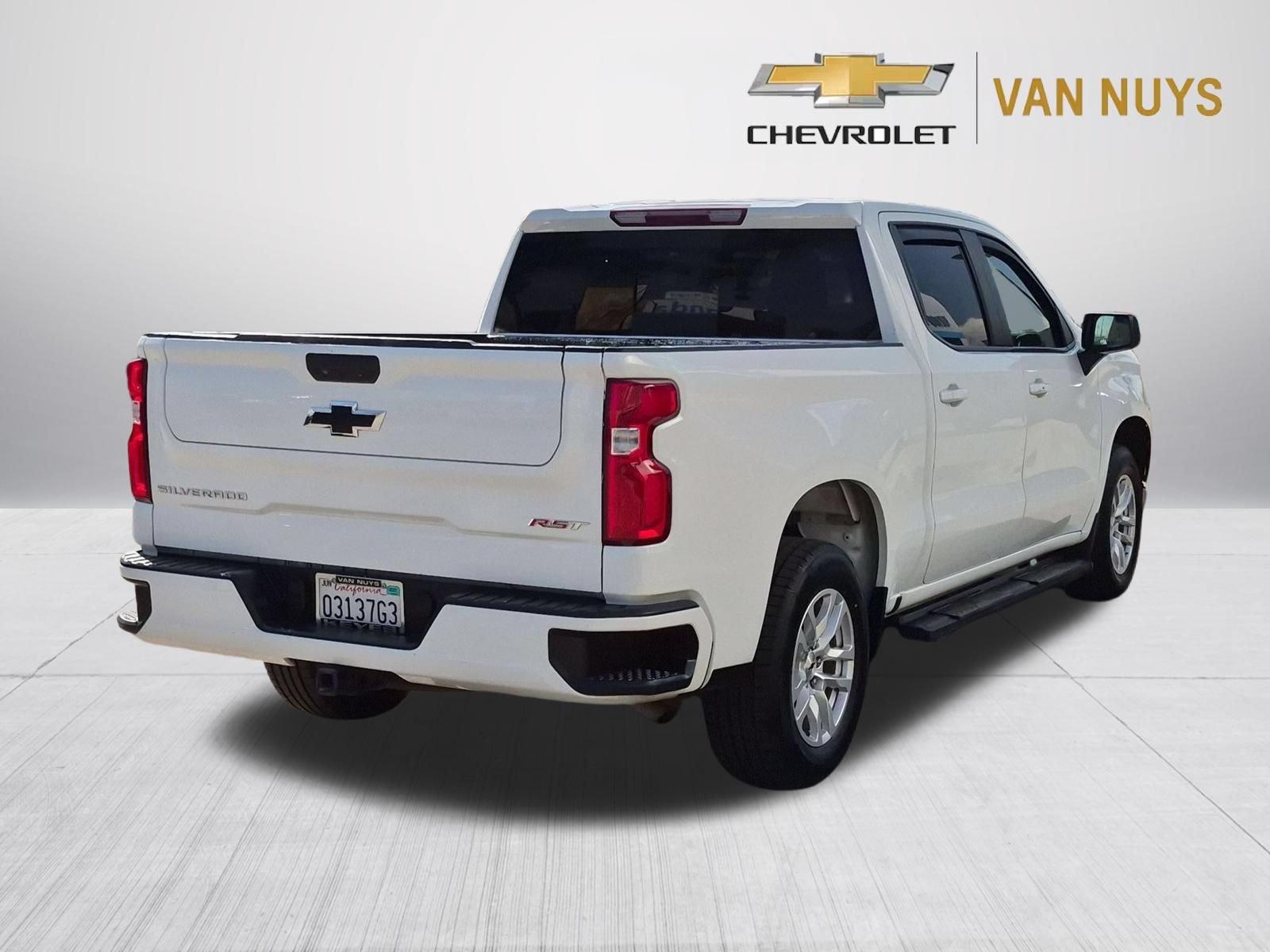 Used 2021 Chevrolet Silverado 1500 RST w/ Convenience Package II RWD image 5