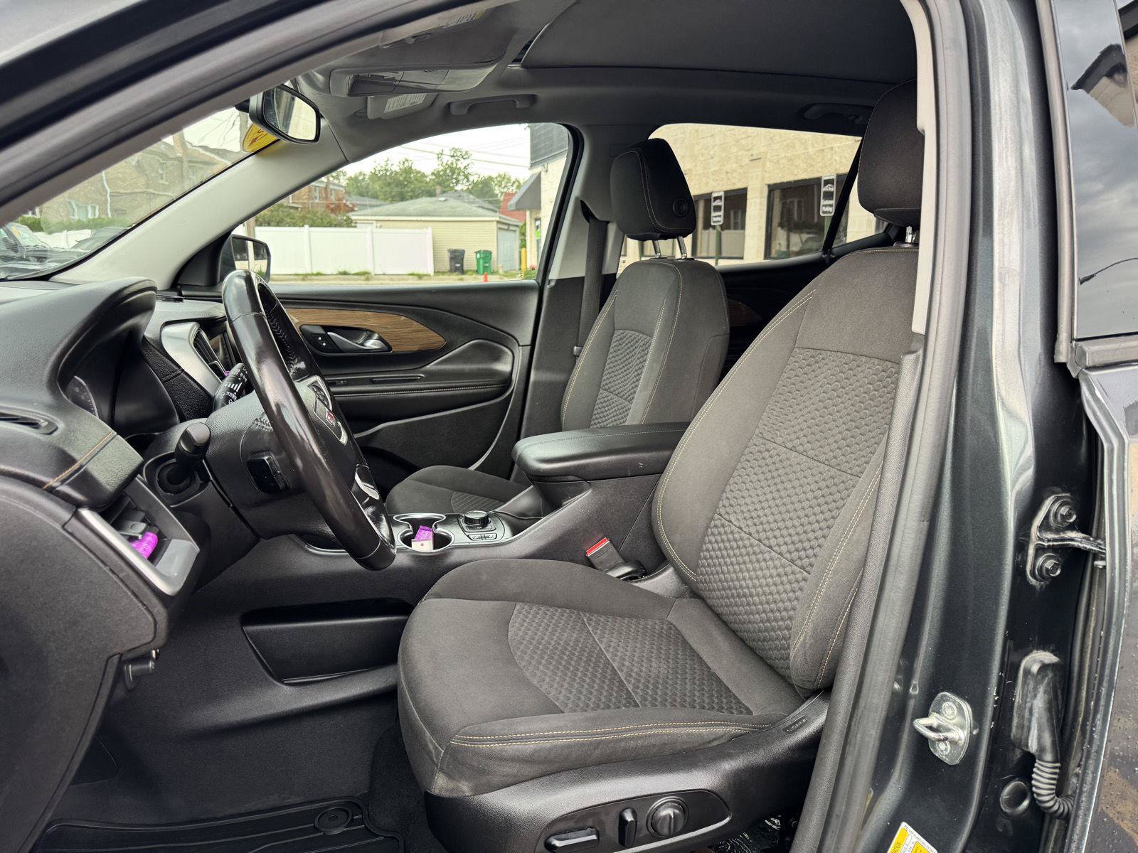 Used 2019 GMC Terrain SLE w/ Driver Convenience Package FWD image 24