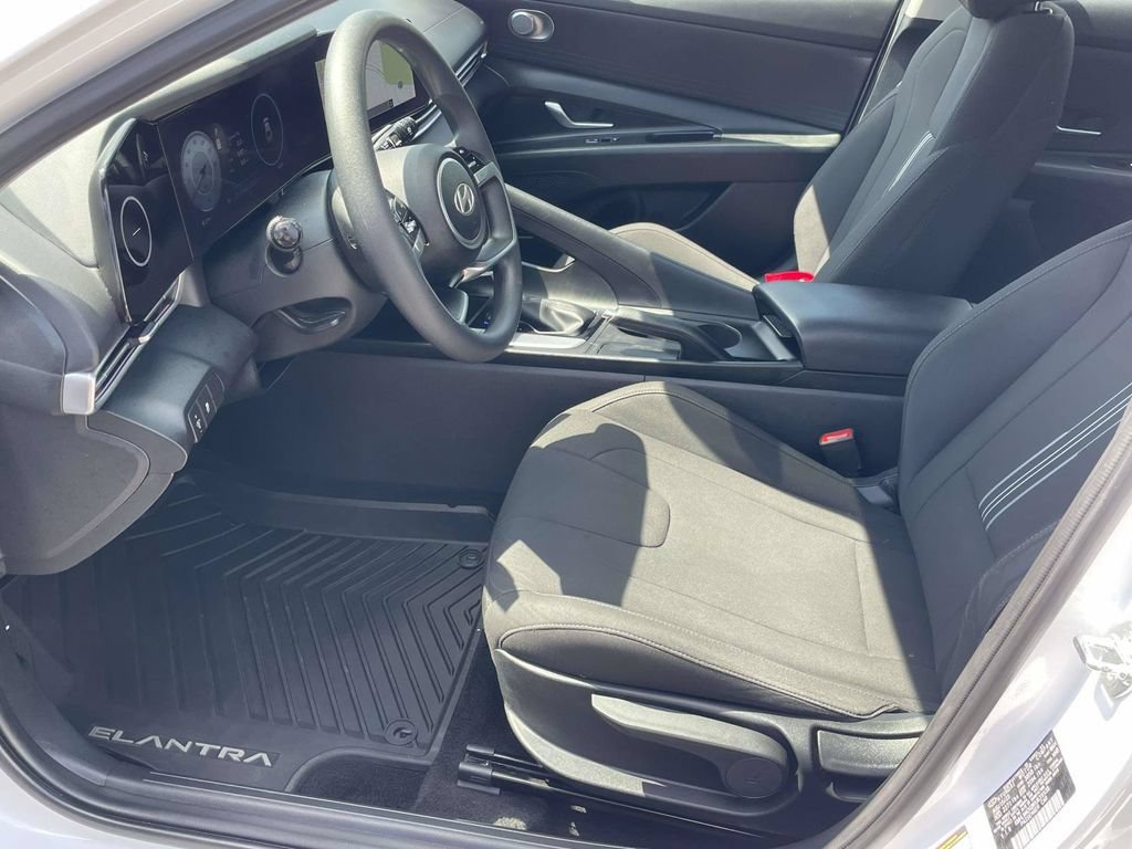 Certified 2024 Hyundai Elantra SEL FWD image 13