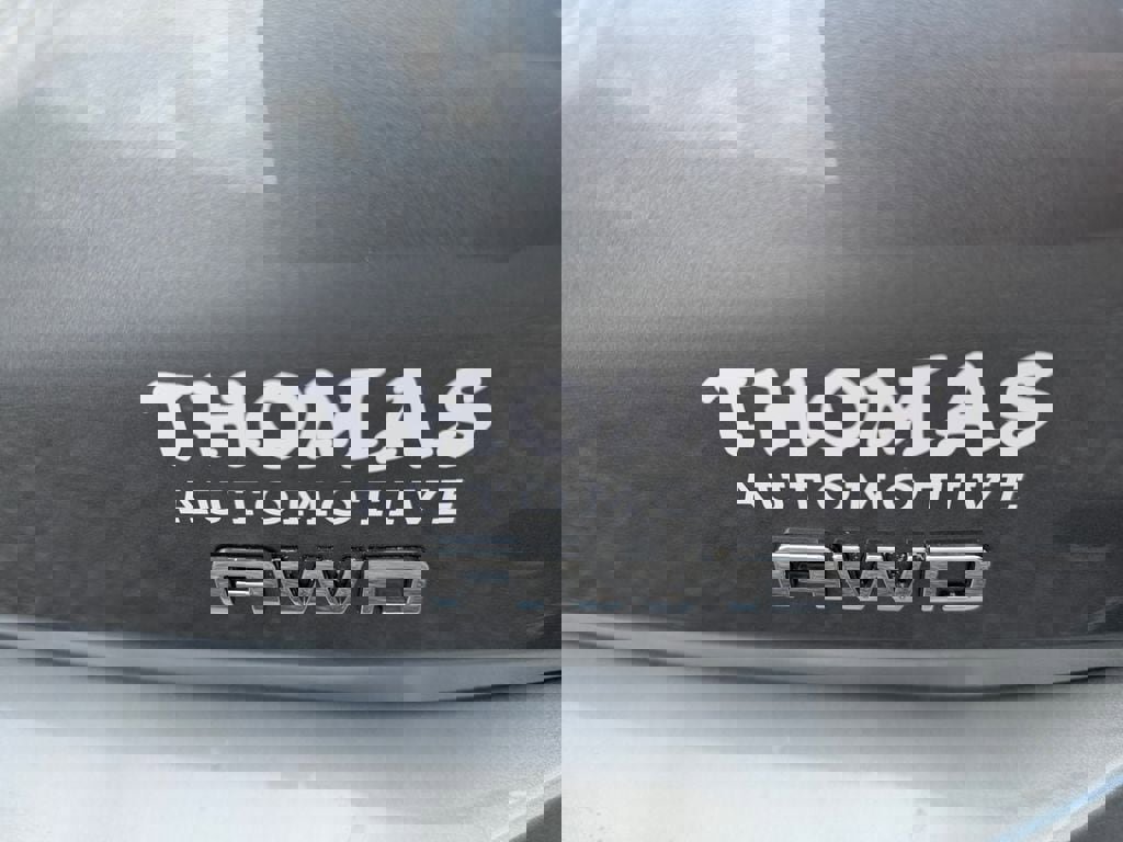 Used 2024 Chevrolet Equinox LS w/ Driver Confidence II Package image 12