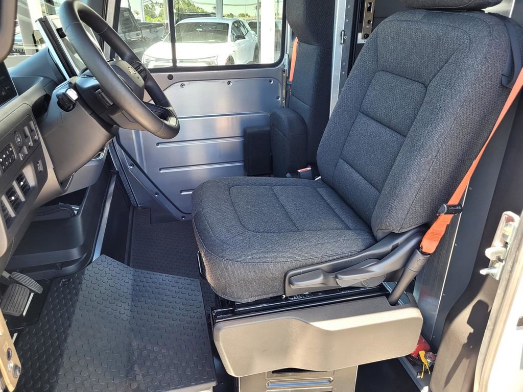 New 2025 Chevrolet Brightdrop 600 AWD/4WD image 7