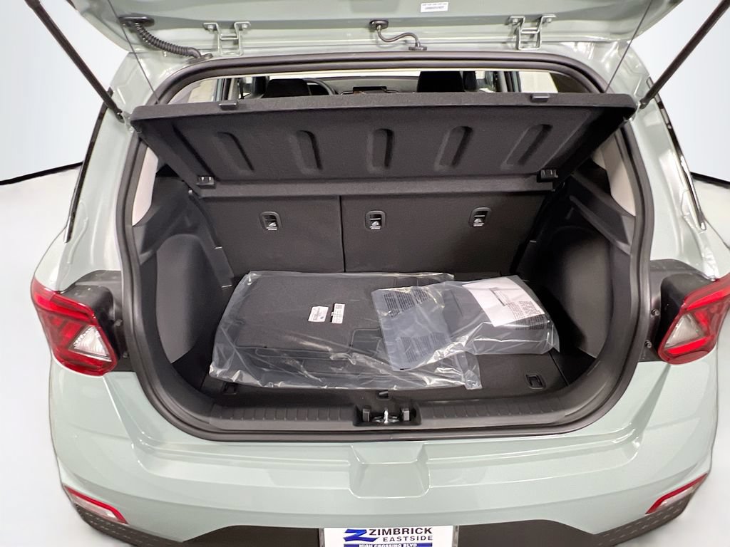 New 2026 Hyundai Venue SE FWD image 21
