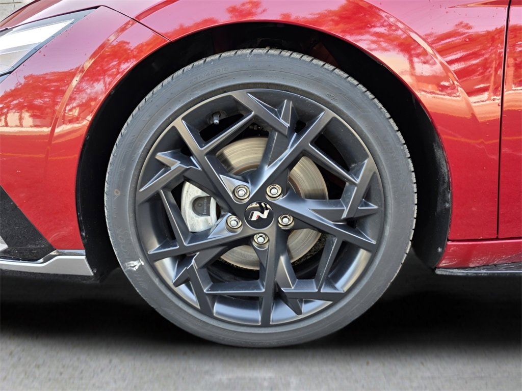 Certified 2025 Hyundai Elantra N Line image 11