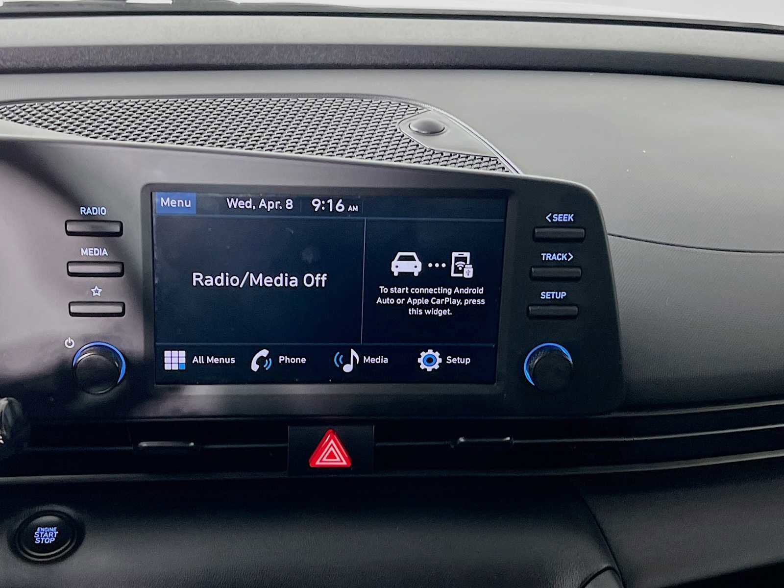 Certified 2025 Hyundai Elantra Sport image 14