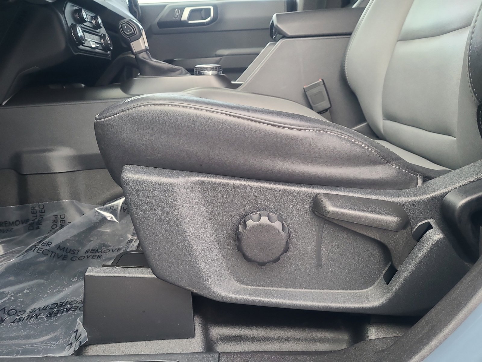 Certified 2024 Ford Bronco Everglades image 14