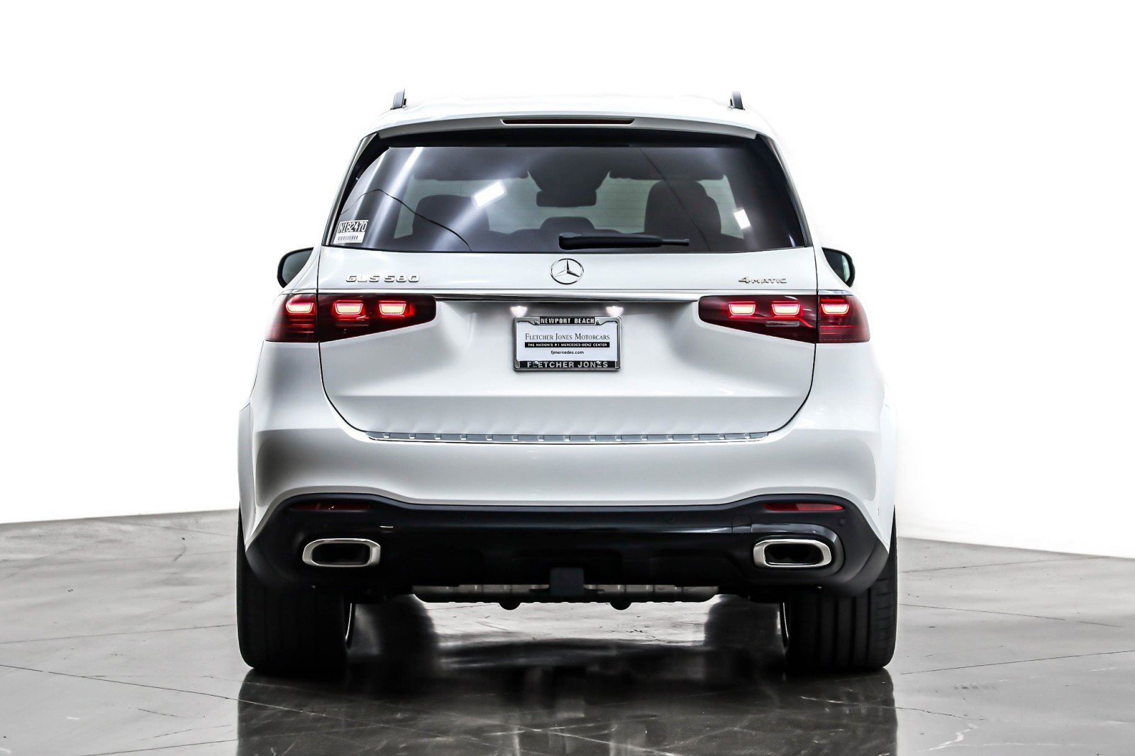 New 2026 Mercedes-Benz GLS 580 4MATIC image 3