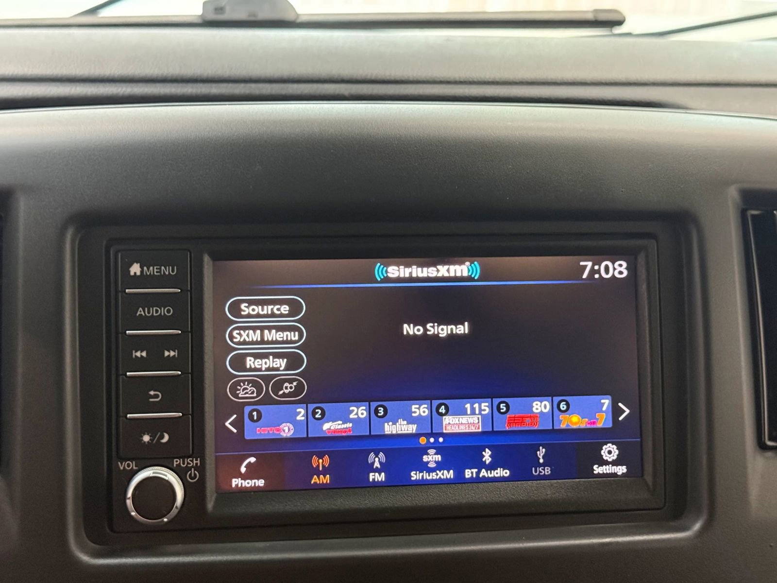 Used 2020 Nissan NV200 S FWD image 28