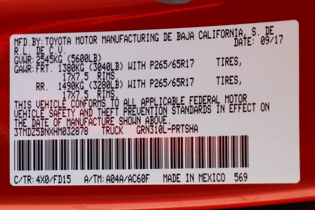 Used 2017 Toyota Tacoma TRD Sport image 48