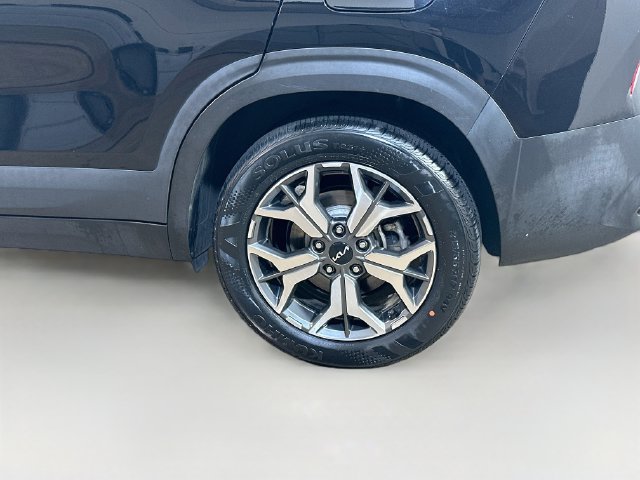 Used 2023 Kia Seltos EX AWD/4WD image 6