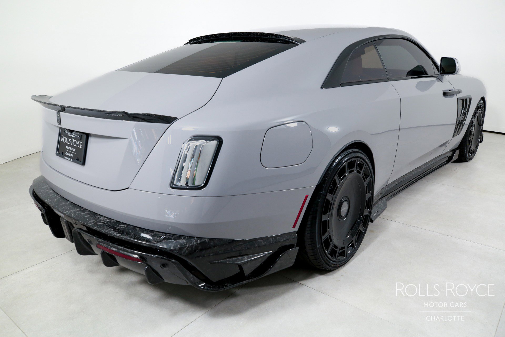 Used 2025 Rolls-Royce Spectre Black Badge w/ Spectre Enhancement Package image 2