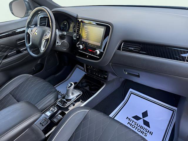 Used 2020 Mitsubishi Outlander GT image 24