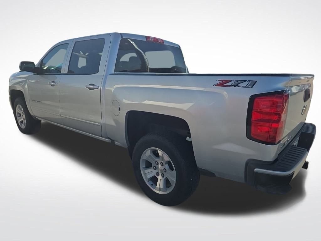 Used 2018 Chevrolet Silverado 1500 LT w/ All Star Edition image 37