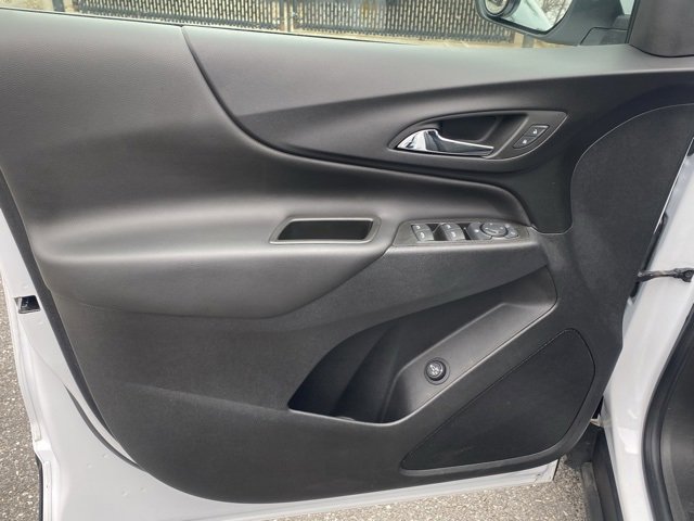 Used 2022 Chevrolet Equinox LT image 12