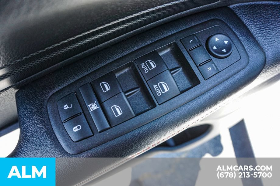 Used 2025 Dodge Durango GT RWD image 50