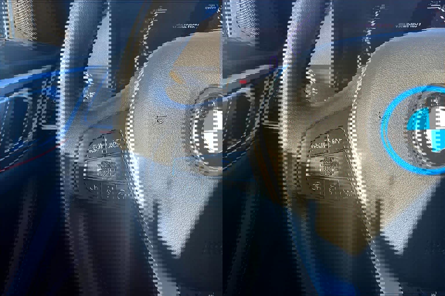 Used 2023 BMW i4 eDrive35 w/ Premium Package image 21