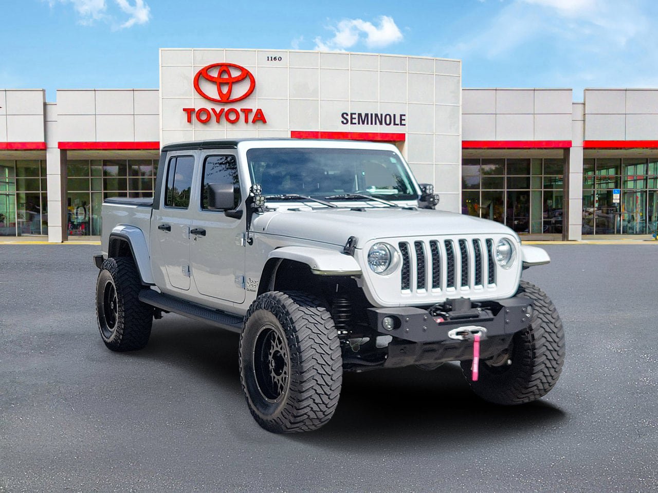 Used 2021 Jeep Gladiator Overland w/ Popular Equipment Package AWD/4WD image 2