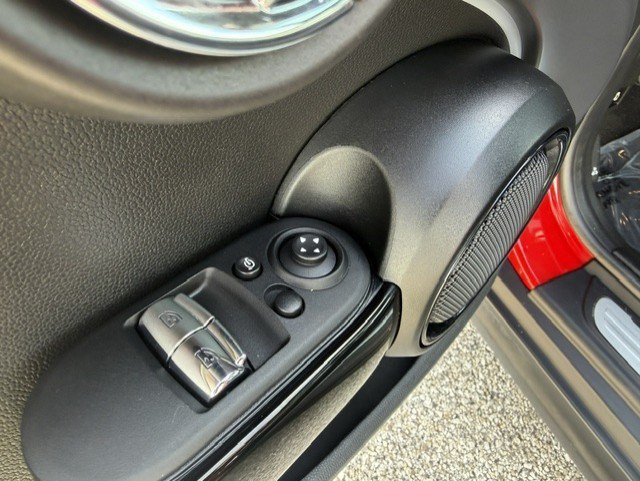 Used 2022 MINI Cooper S w/ Premium Package FWD image 12