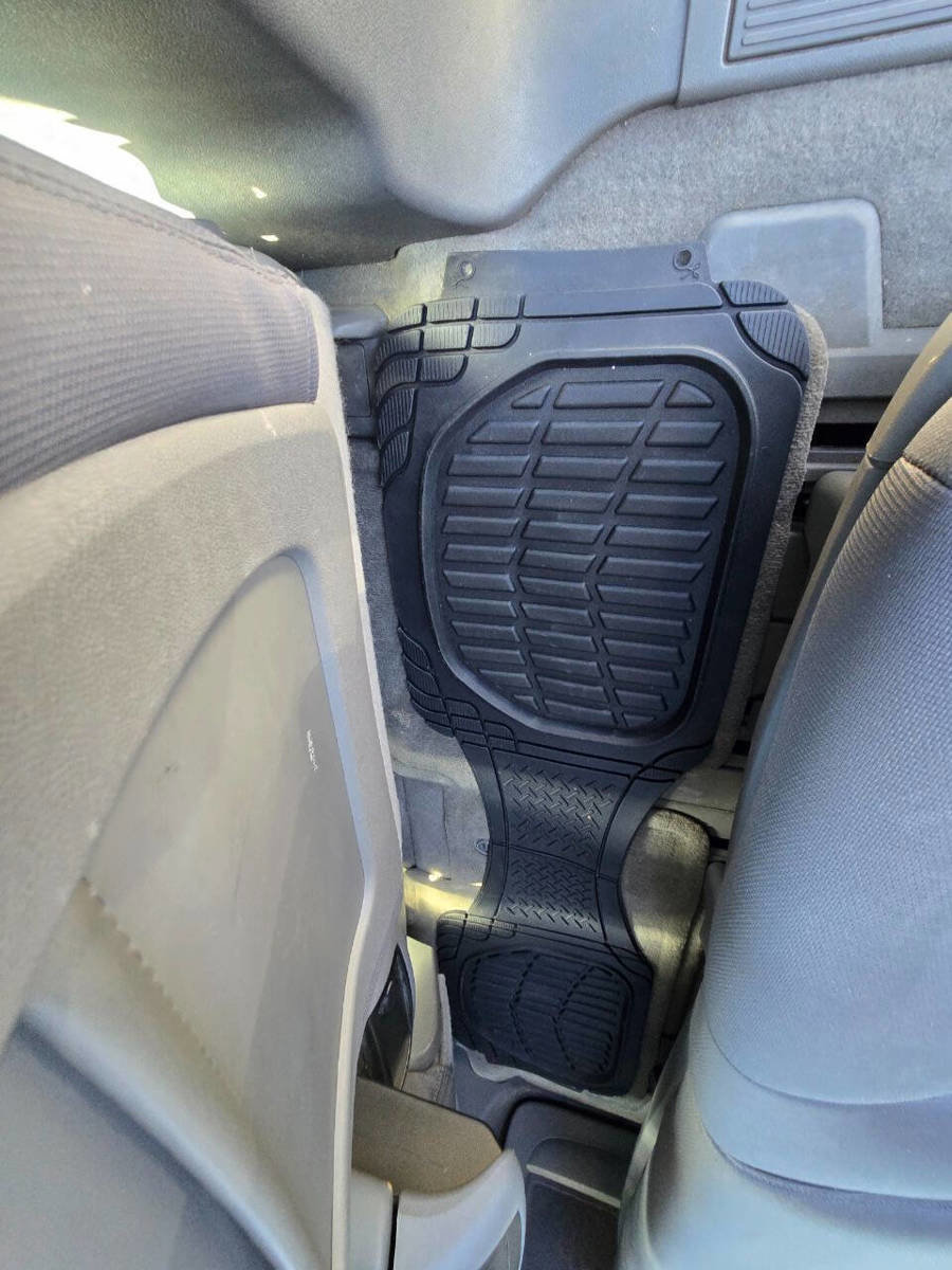 Used 2012 Chevrolet Traverse LS FWD image 37