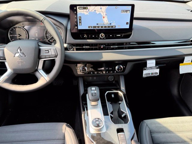 New 2026 Mitsubishi Outlander LE FWD image 16