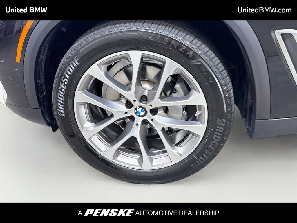 Used 2021 BMW X5 xDrive40i w/ Premium Package 2 AWD/4WD image 9