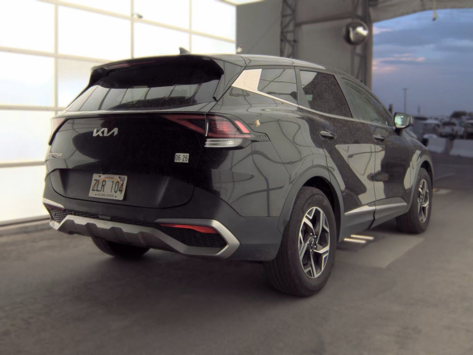 Used 2023 Kia Sportage LX FWD image 4