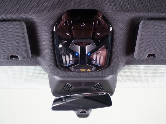 Used 2024 BMW iX xDrive50 w/ Sport Package image 83