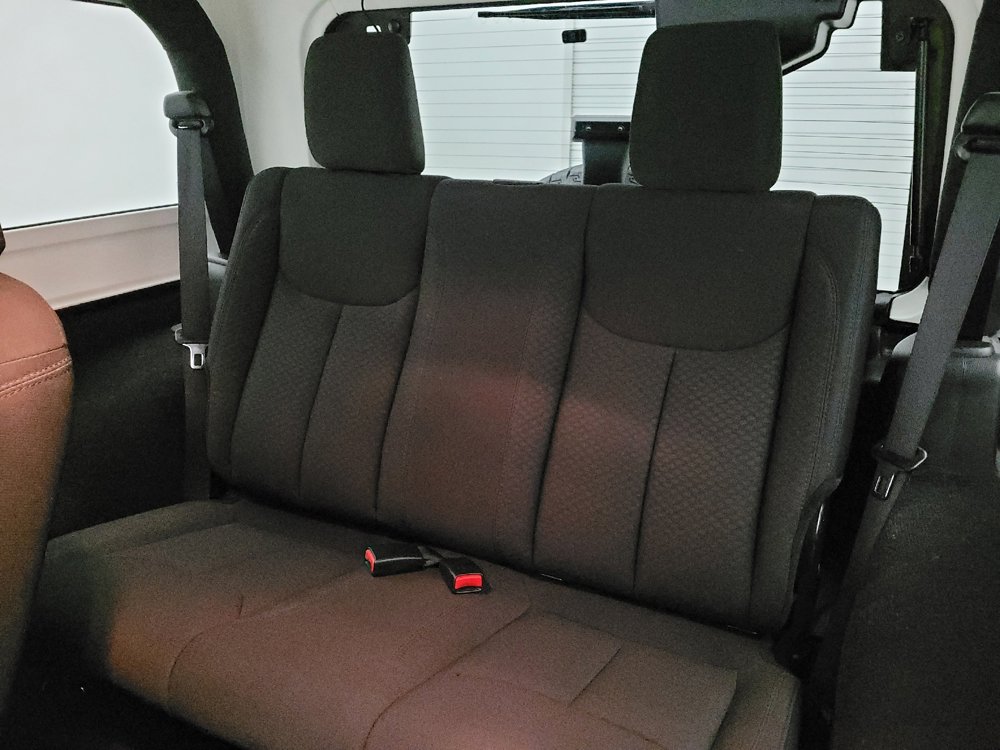 Used 2015 Jeep Wrangler Sport w/ Connectivity Group image 18