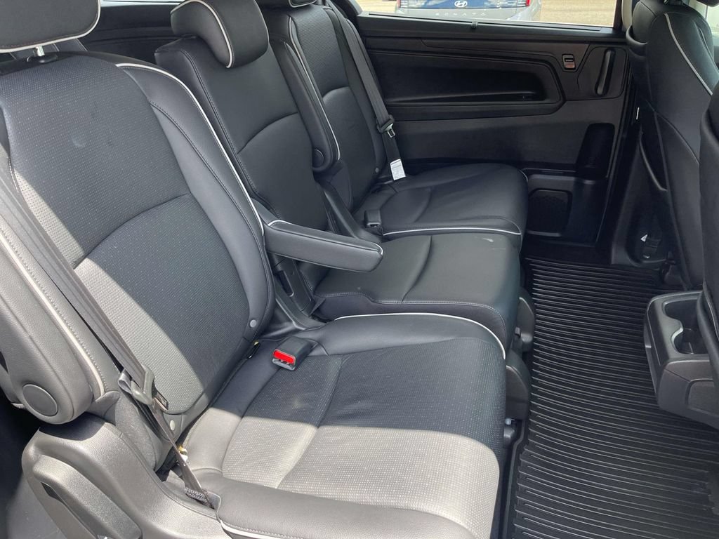 Used 2025 Honda Odyssey Elite image 29