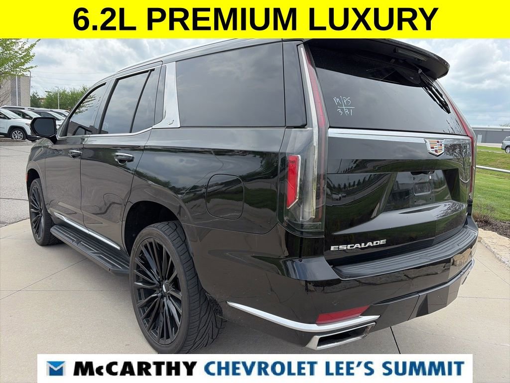Used 2023 Cadillac Escalade Premium Luxury w/ LPO, Illumination Package AWD/4WD image 16