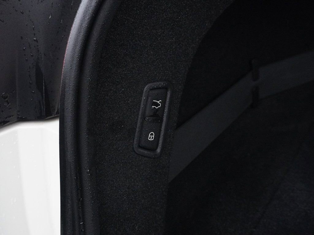 Used 2019 Maserati Levante GTS image 21