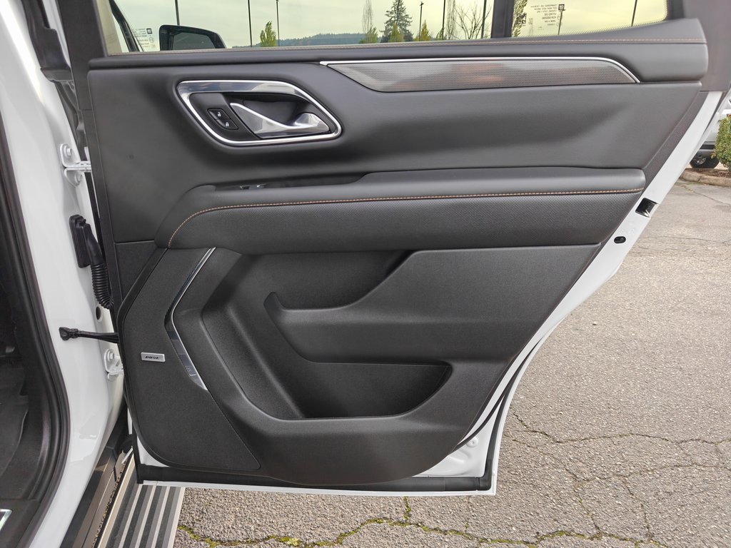 Used 2023 GMC Yukon AT4 w/ AT4 Premium Plus Package image 31