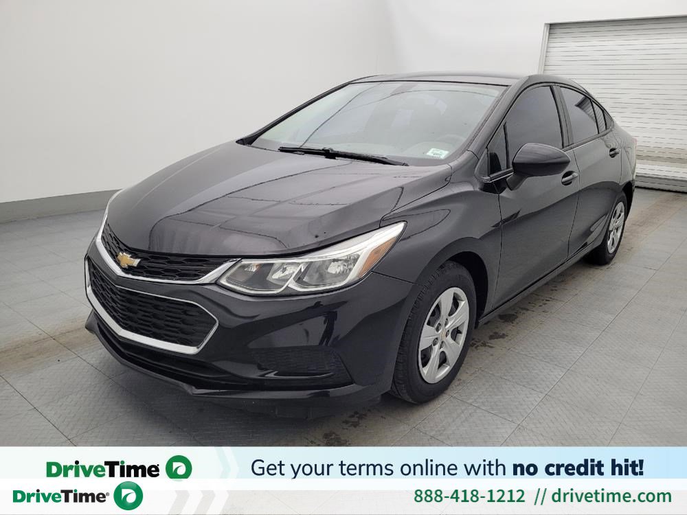 Used 2017 Chevrolet Cruze LS image 1