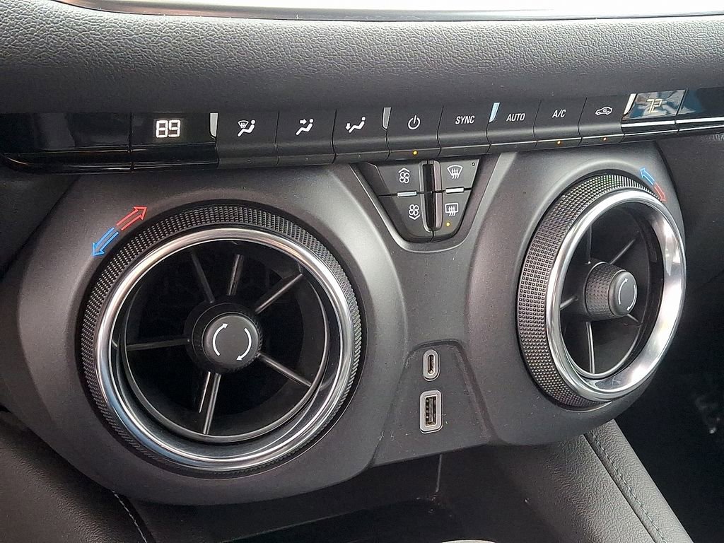 Used 2021 Chevrolet Blazer LT image 15