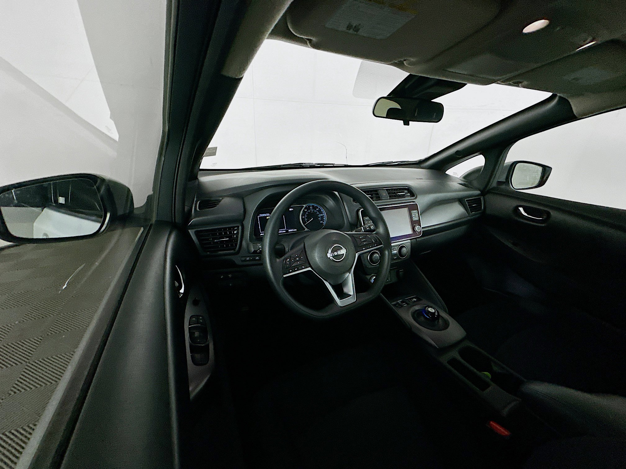 Used 2024 Nissan Leaf S FWD image 18