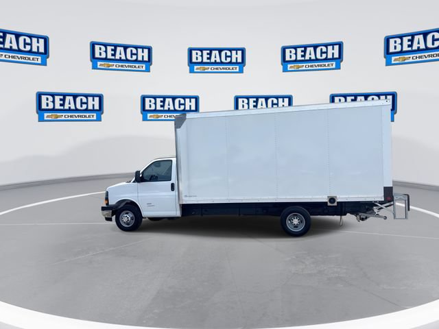 New 2026 Chevrolet Express 4500 w/ Power Convenience Package RWD image 5
